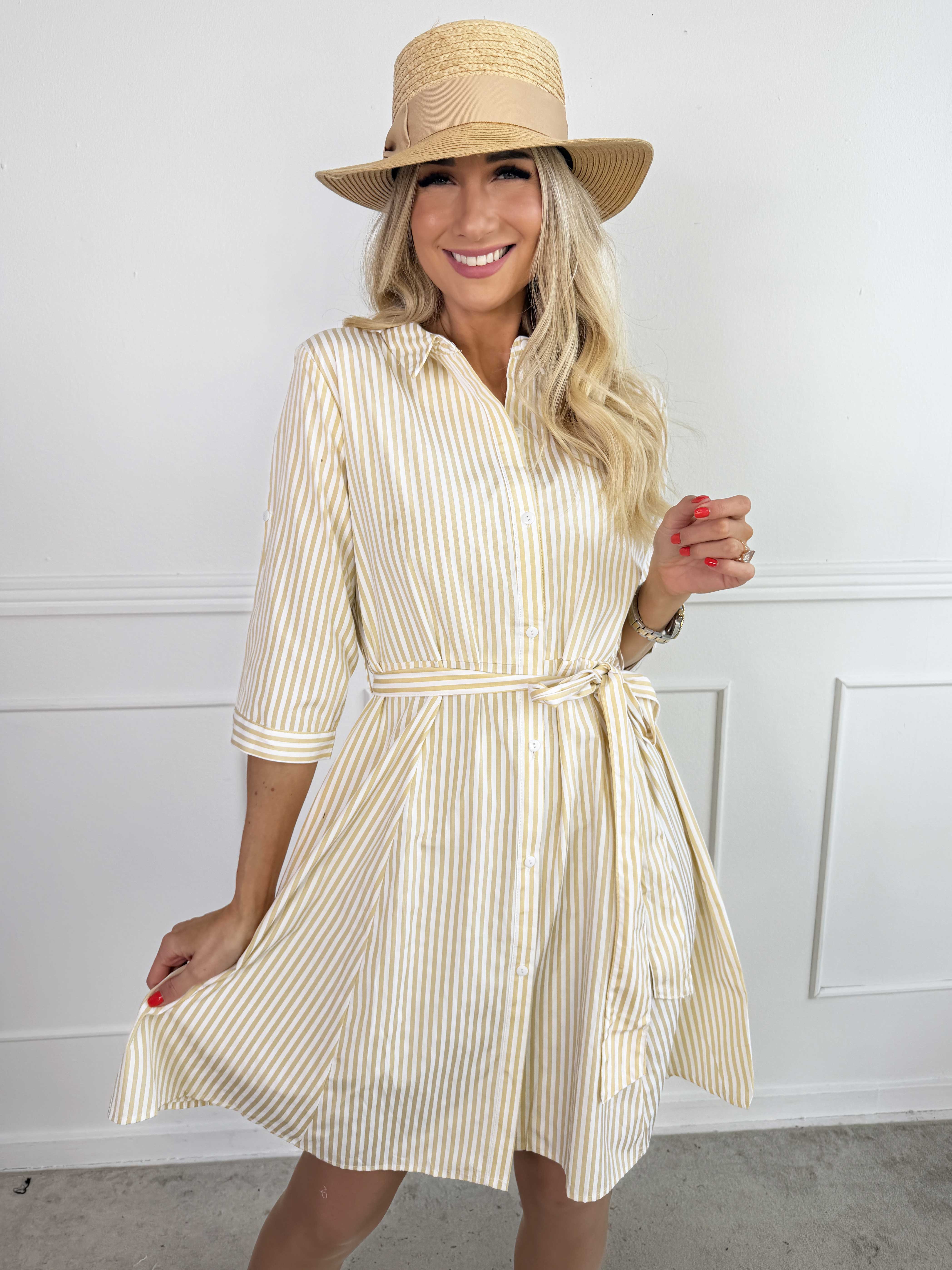 Hilma - Stribet skjortekjole i a-facon med bindebånd i livet